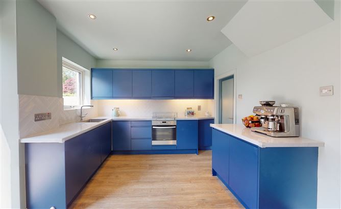 4 Cabinteely Park, Cabinteely, Dublin 18