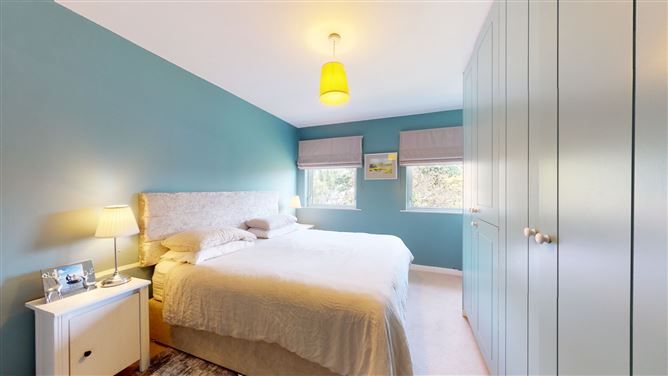 4 Cabinteely Park, Cabinteely, Dublin 18