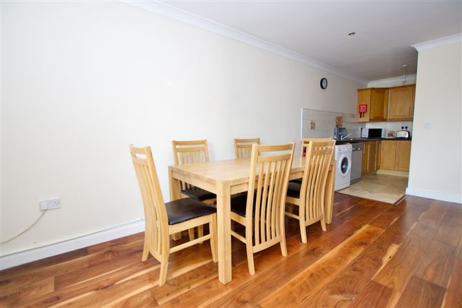49 Monksfield, Bealnamulla, Athlone, Co. Roscommon