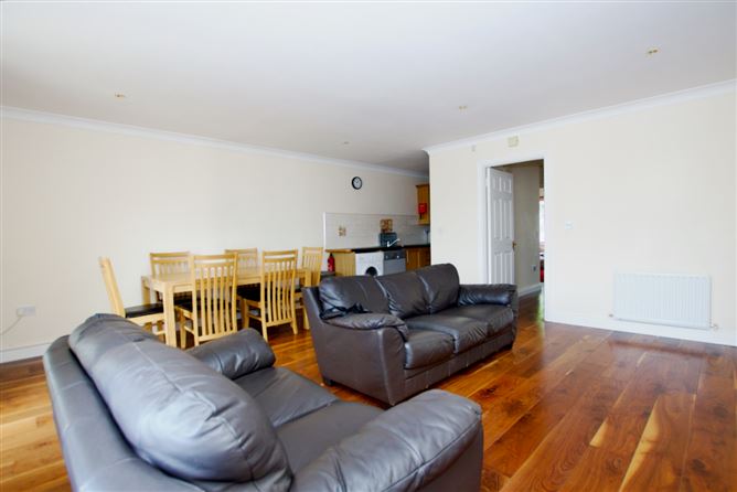 49 Monksfield, Bealnamulla, Athlone, Co. Roscommon