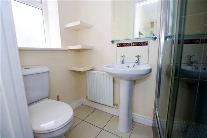 49 Monksfield, Bealnamulla, Athlone, Co. Roscommon