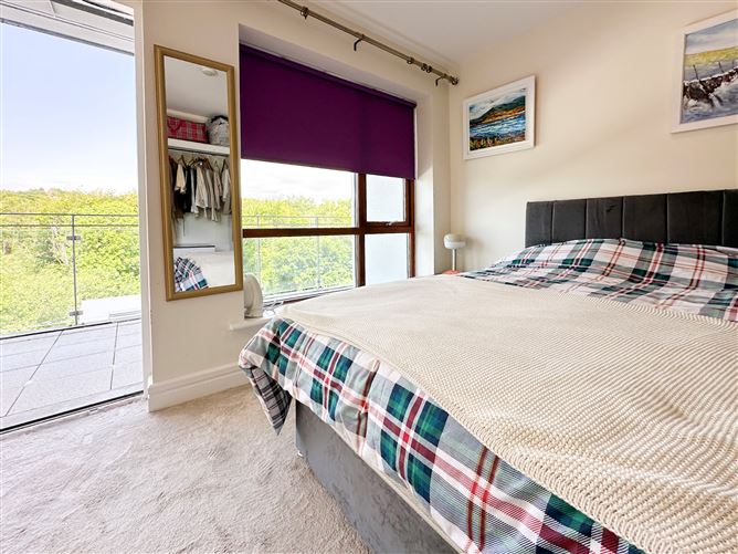 66 Bruagh Na Habhainn, Westport, Mayo
