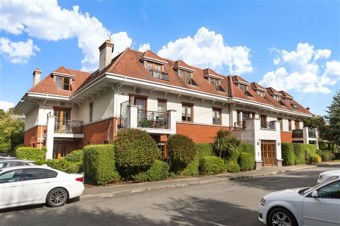 8 Cairnbrook Hall, Glenamuck Road, Carrickmines, Dublin 18