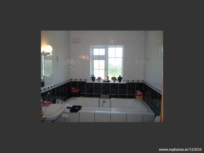 Rathmore, Eadestown, Naas, Co. Kildare