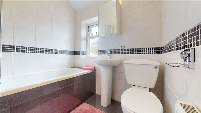 Photo 16 of 18 — 327 Upper Brown Street, Portlaw, Waterford