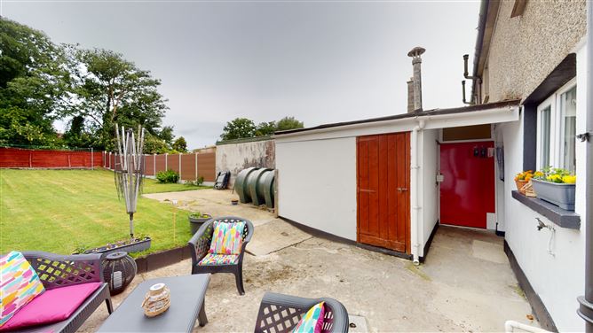 Photo 13 of 18 — 327 Upper Brown Street, Portlaw, Waterford
