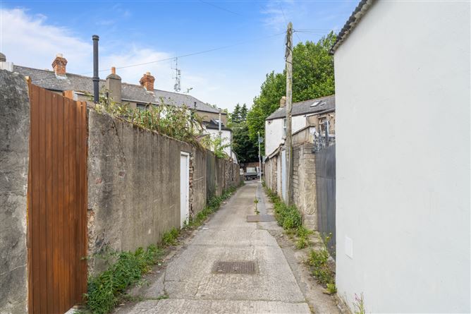 2 AVONDALE ROAD, Phibsborough, Dublin 7
