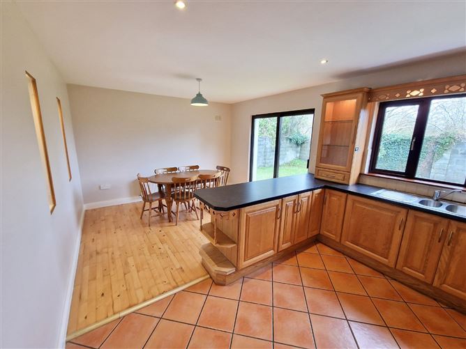 95 Woodhaven, Kilrush Road, Ennis, Co. Clare