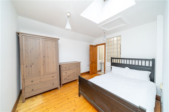 10 Faulkners Terrace, Kilmainham, Dublin 8