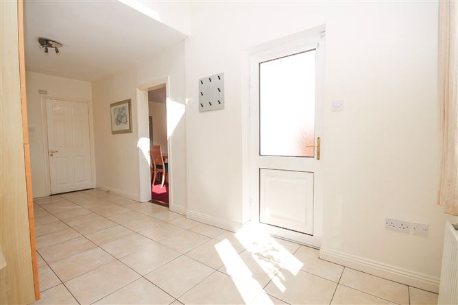 10 Woodstown Drive, Knocklyon, Dublin 16