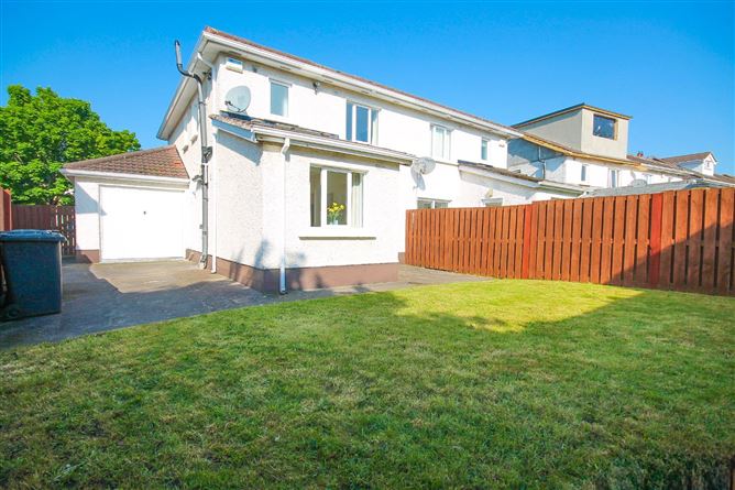 10 Woodstown Drive, Knocklyon, Dublin 16