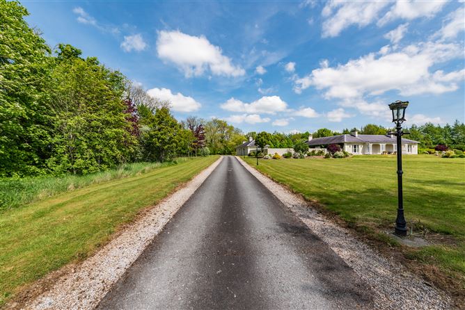 Winterberry Lodge, Eyrefield, Athgarvan, Curragh, Kildare