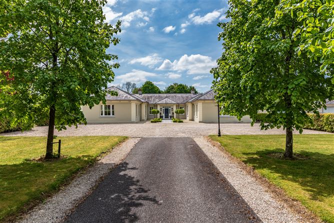 Winterberry Lodge, Eyrefield, Athgarvan, Curragh, Kildare