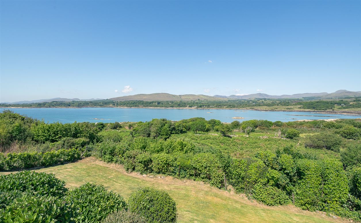The Hollies, Rossmore Island, Tahilla, Sneem, Co. Kerry The Hollies, Rossmore Island, Tahilla, Sneem, Co. Kerry