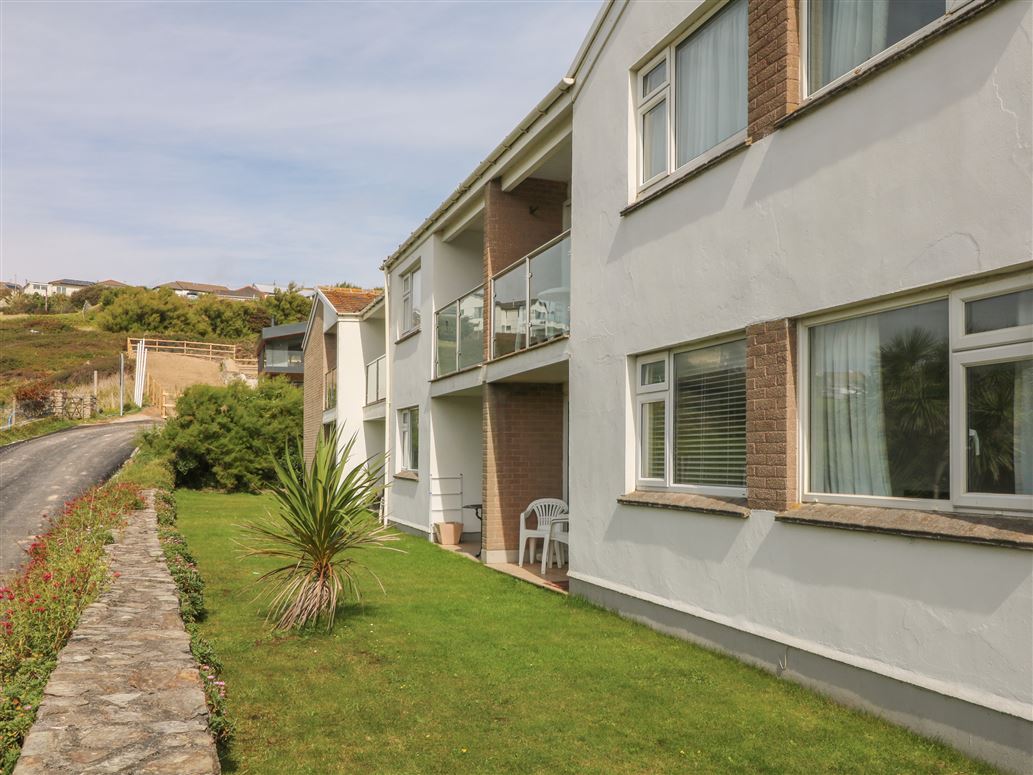 2 Europa Court,Mawgan Porth, Cornwall, United Kingdom