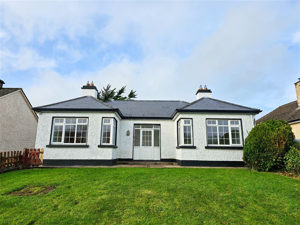 Ballinrobe Road , Castlebar, Mayo