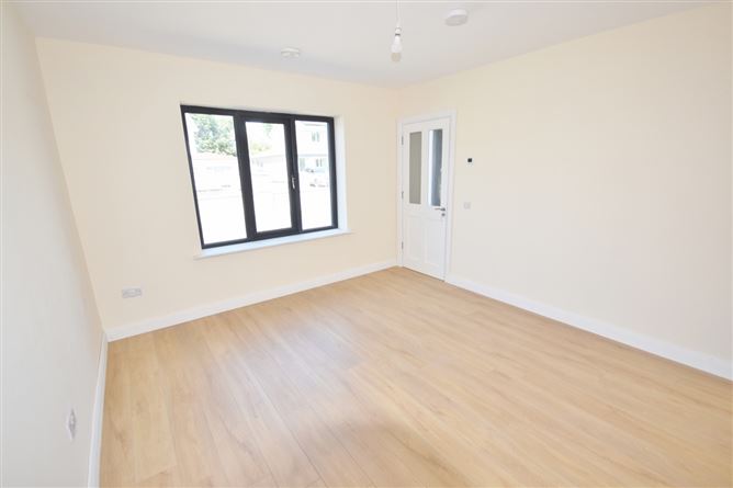 14 Hawthorn Drive, Ballygologue Road, Listowel, Co. Kerry