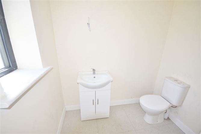 Photo 17 of 45 — 14 Hawthorn Drive, Ballygologue Road, Listowel, Co. Kerry