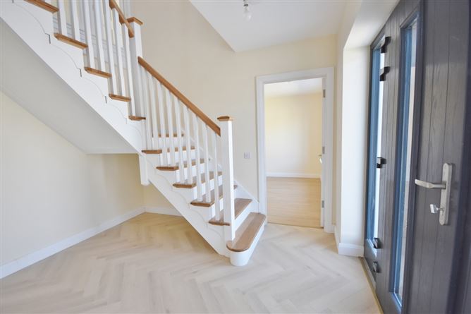 14 Hawthorn Drive, Ballygologue Road, Listowel, Co. Kerry