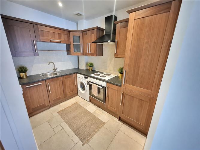 Photo 11 of 18 — 32 Latchford Close, Clonsilla, Dublin 15