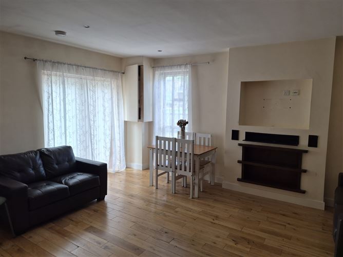 Photo 8 of 18 — 32 Latchford Close, Clonsilla, Dublin 15