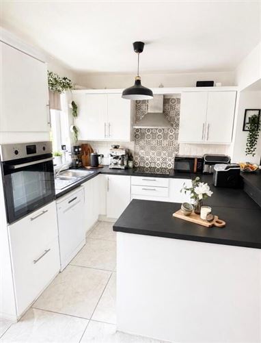 27 St Finnians Avenue, Ardfinnan, Tipperary