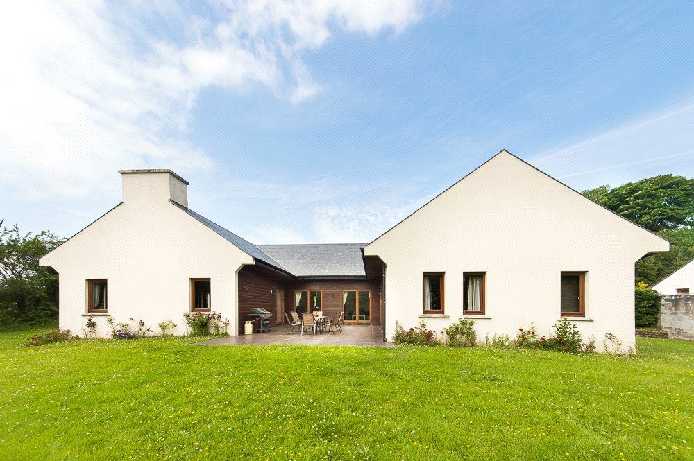 1 Cahir Lodges, Cahir West, Kenmare, Co. Kerry 1 Cahir Lodges, Cahir West, Kenmare, Co. Kerry