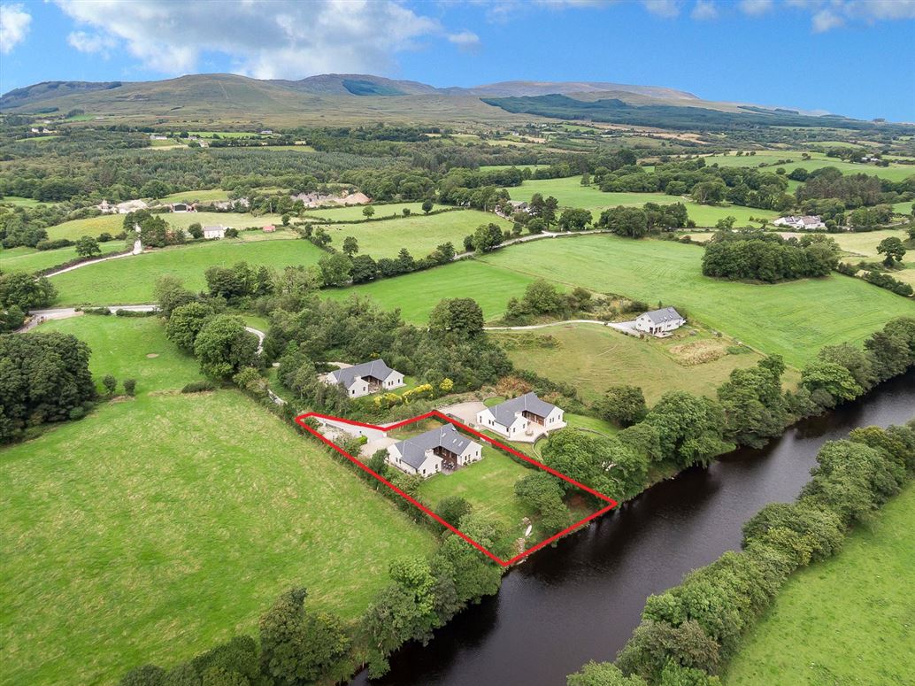 1 Cahir Lodges, Cahir West, Kenmare, Co. Kerry 1 Cahir Lodges, Cahir West, Kenmare, Co. Kerry