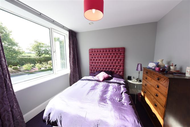 3 Brookwood, Frenchfurze, Crosshaven, Cork