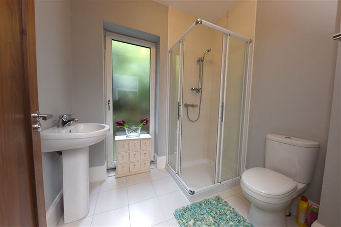 3 Brookwood, Frenchfurze, Crosshaven, Cork