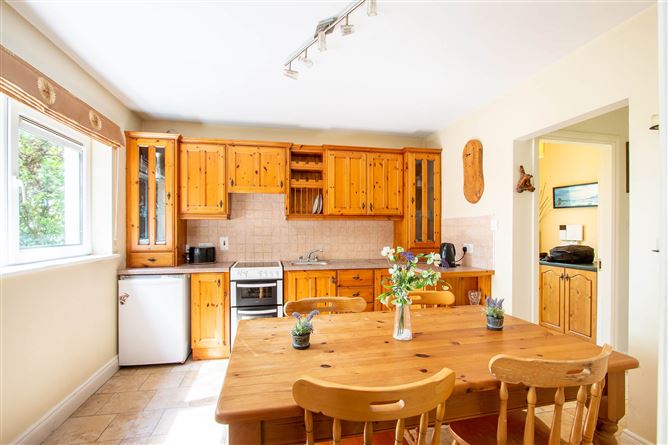 11 Sea Breeze Heights, Clonakilty, Co. Cork