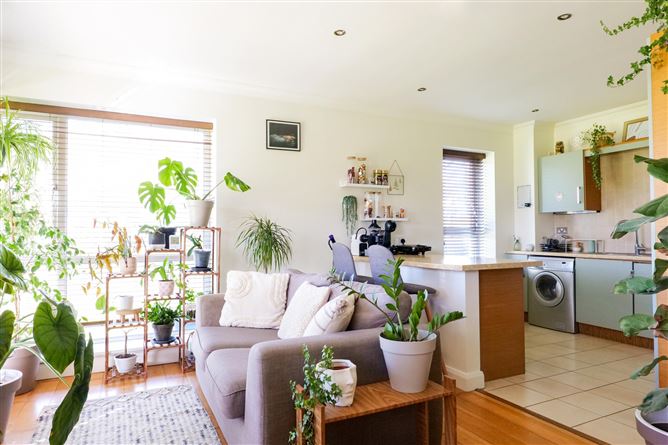 106 Boireann Bheag, Roscam, Galway