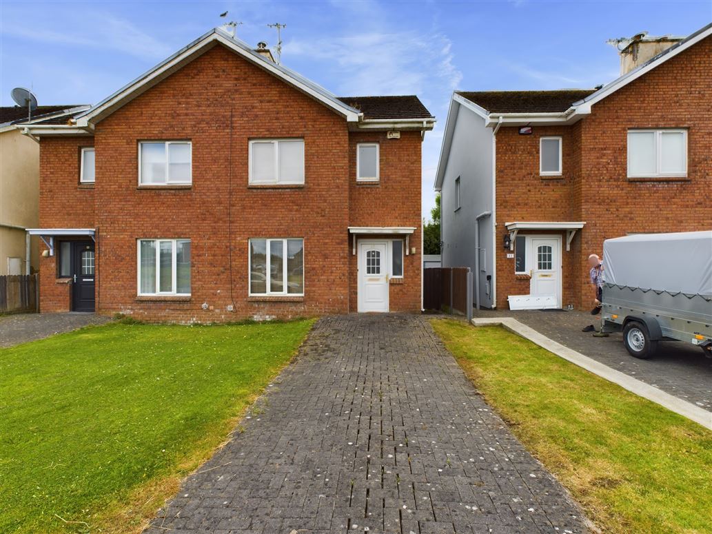 52 Oakhill, Youghal, Cork