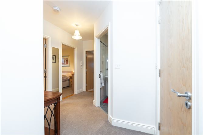 3 Wingfield, Stepaside, Dublin 18