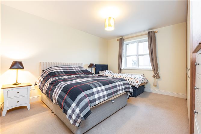 3 Wingfield, Stepaside, Dublin 18