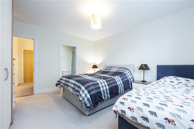 3 Wingfield, Stepaside, Dublin 18