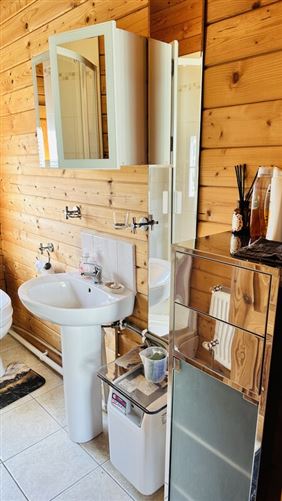 Outhouse for rent, Dublin