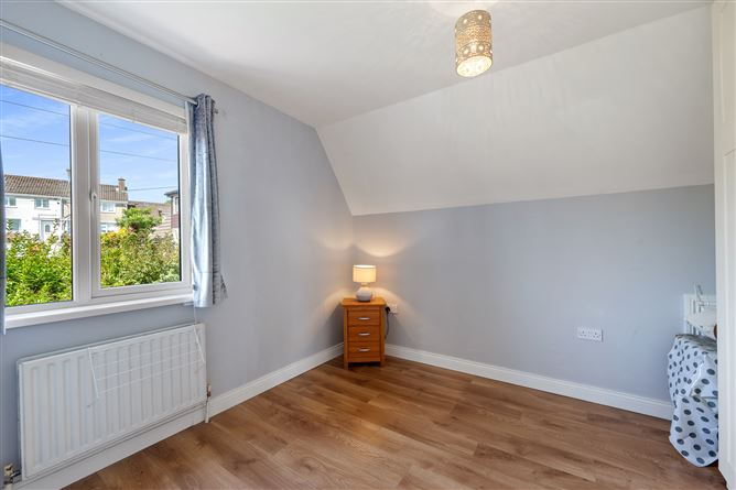 Photo 19 of 38 — 8 Inniscarra Road, Fairhill, Cork