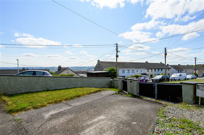 Photo 27 of 38 — 8 Inniscarra Road, Fairhill, Cork