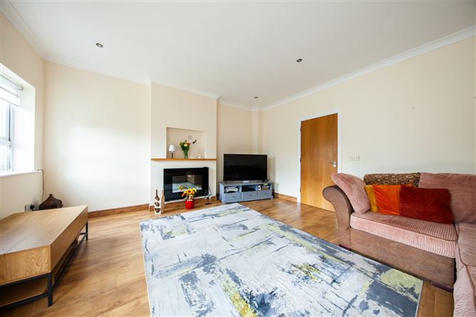 Photo 12 of 31 — 53 Castlegrange Green, Clonee, Dublin 15