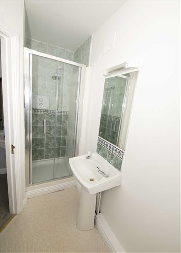 29 Wolverton Glen, Castlepark Road, Dalkey, County Dublin
