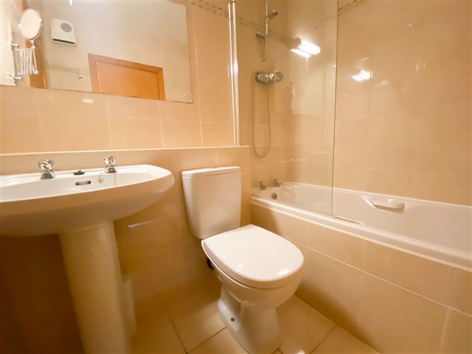 Apartment 16 Dundrum Castle House, Dundrum, Dublin 14