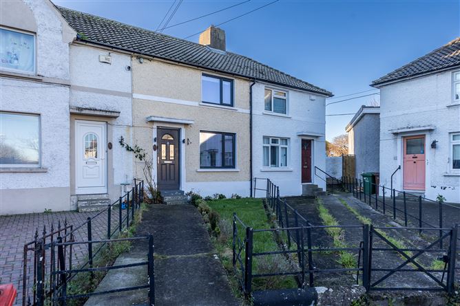 63 Glentow Road, Whitehall, Dublin 9