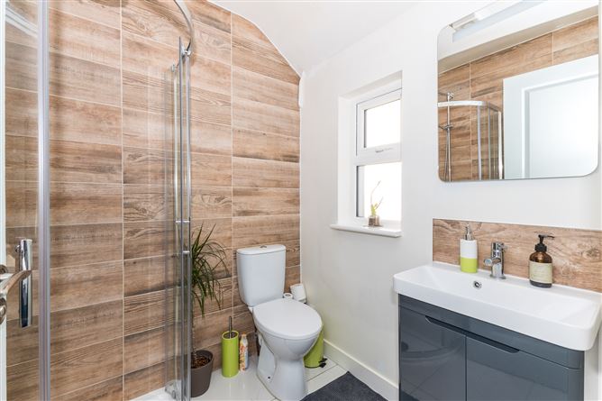 63 Glentow Road, Whitehall, Dublin 9