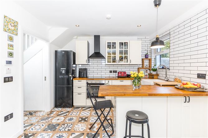 63 Glentow Road, Whitehall, Dublin 9