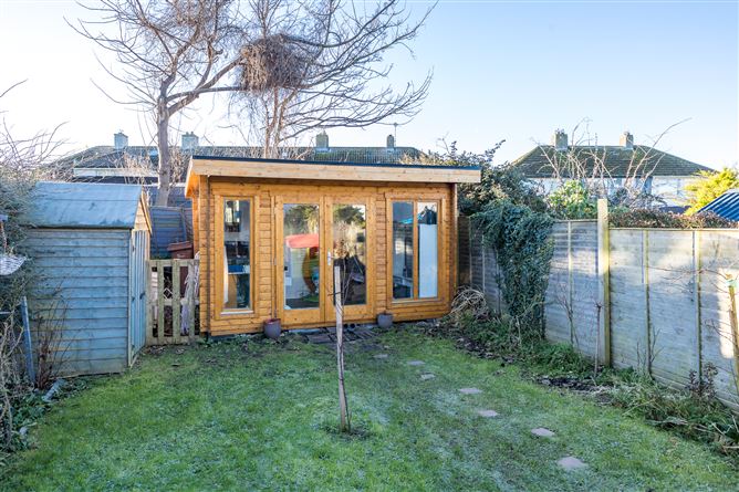 63 Glentow Road, Whitehall, Dublin 9