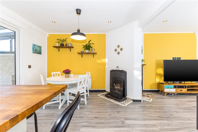 63 Glentow Road, Whitehall, Dublin 9