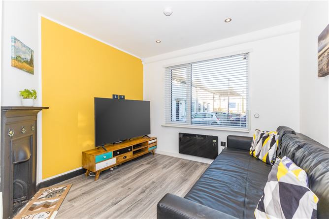 63 Glentow Road, Whitehall, Dublin 9