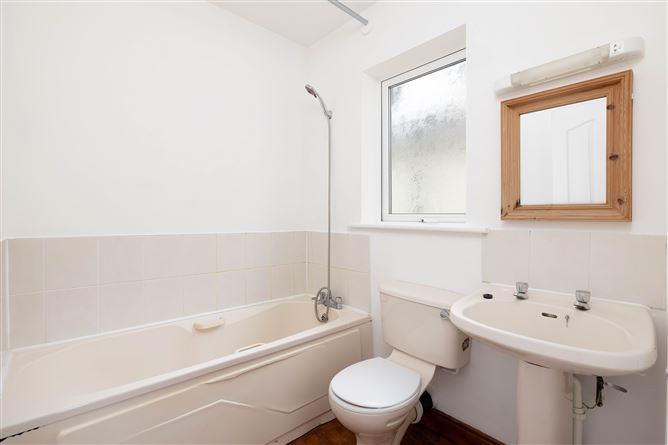 18 Liffey Drive, Liffey Valley Park, Lucan, Dublin