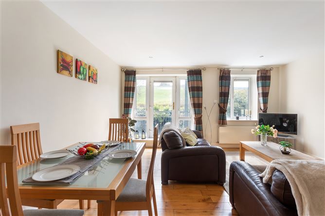 30 Sandyford View, Blackglen Road, Simon’s Ridge, Sandyford, Dublin 18